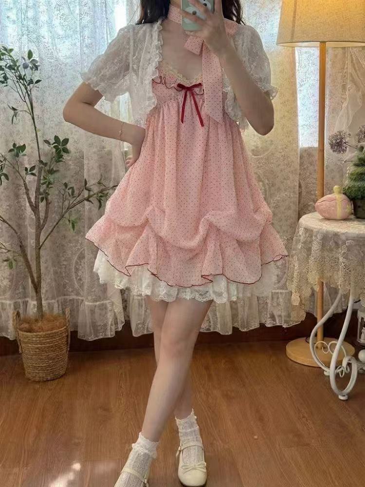 Ruched Dress Mini - ชุดแฟชั่นญี่ปุ่นสไตล์หวานน่ารัก 2 ชิ้น เสื้อลูกไม้สั้น + ชุดเดรสลายจุด