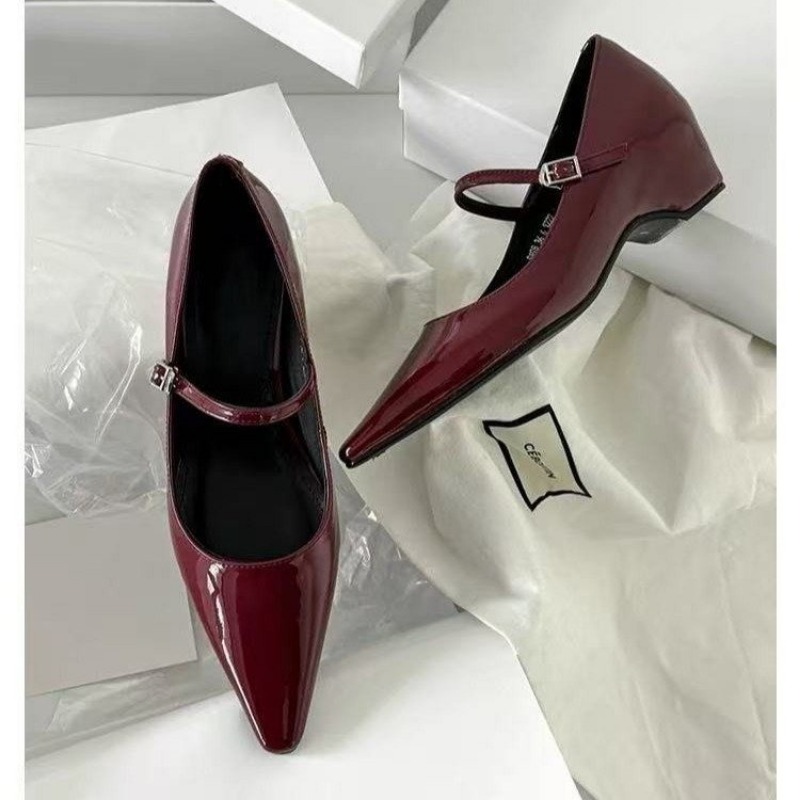 รองเท้าส้นเตารีดแบบแมรี่เจน ดี - Women'S Fashion Sandals บทวิจารณ์และราคา