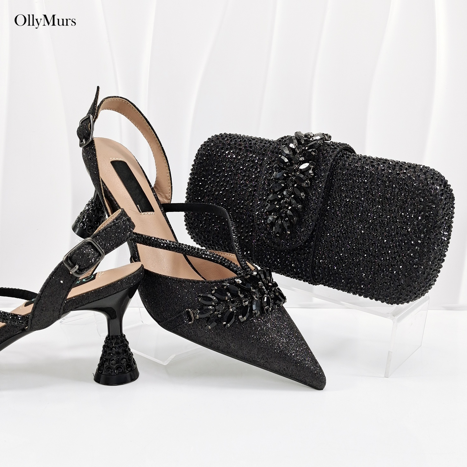 รองเท้าแฟชั่นประดับเพชรพร้อมกร - Sale Fashion Women บทวิจารณ์และราคา