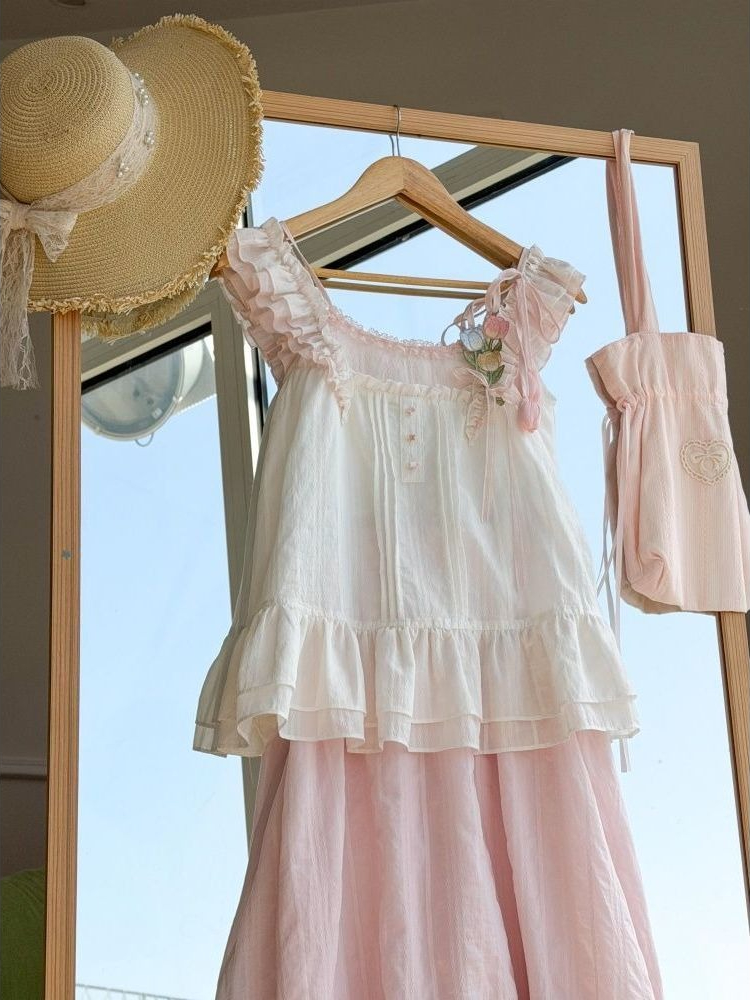 ชุดเซ็ตสองชิ้นตกแต่งระบายสไตล์ - Lace Trim Cami บทวิจารณ์และราคา
