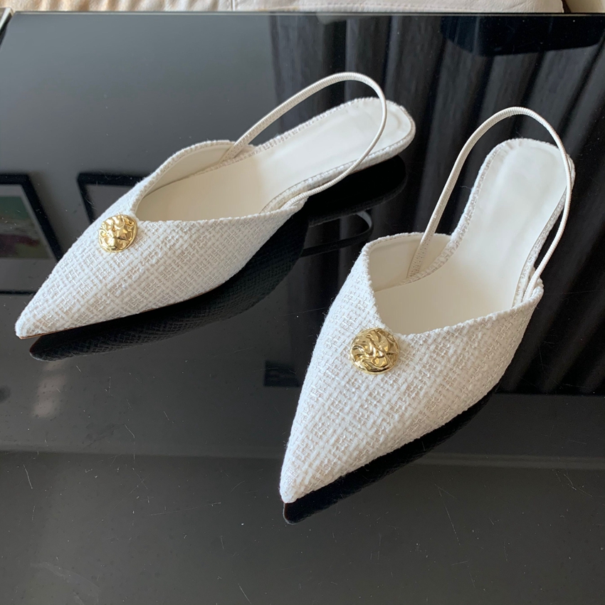 รองเท้าส้นเตี้ยแบบสวม รุ่นใหม่ - Women'S Fashion Sandals บทวิจารณ์และราคา